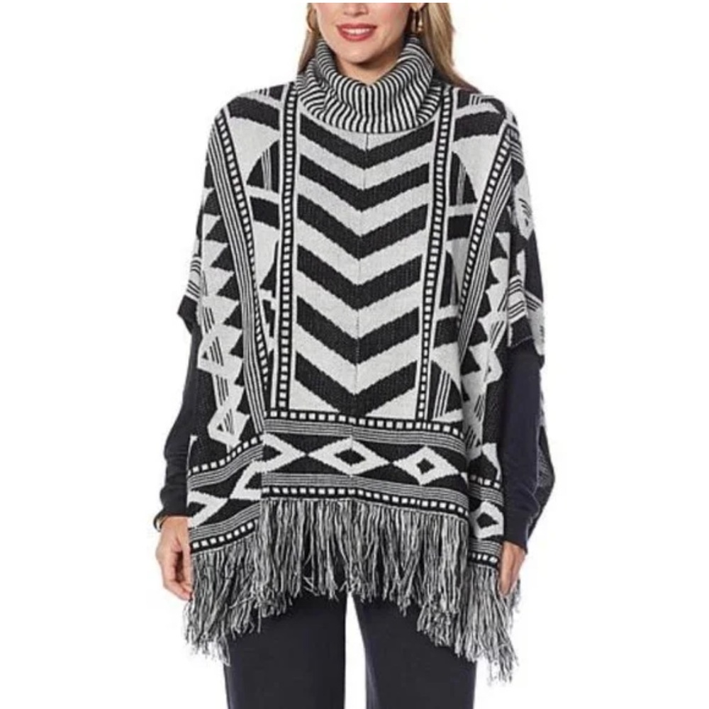 COLLEEN LOPEZ size XS/S Black & White Poncho Sweater with Fringe NEW!